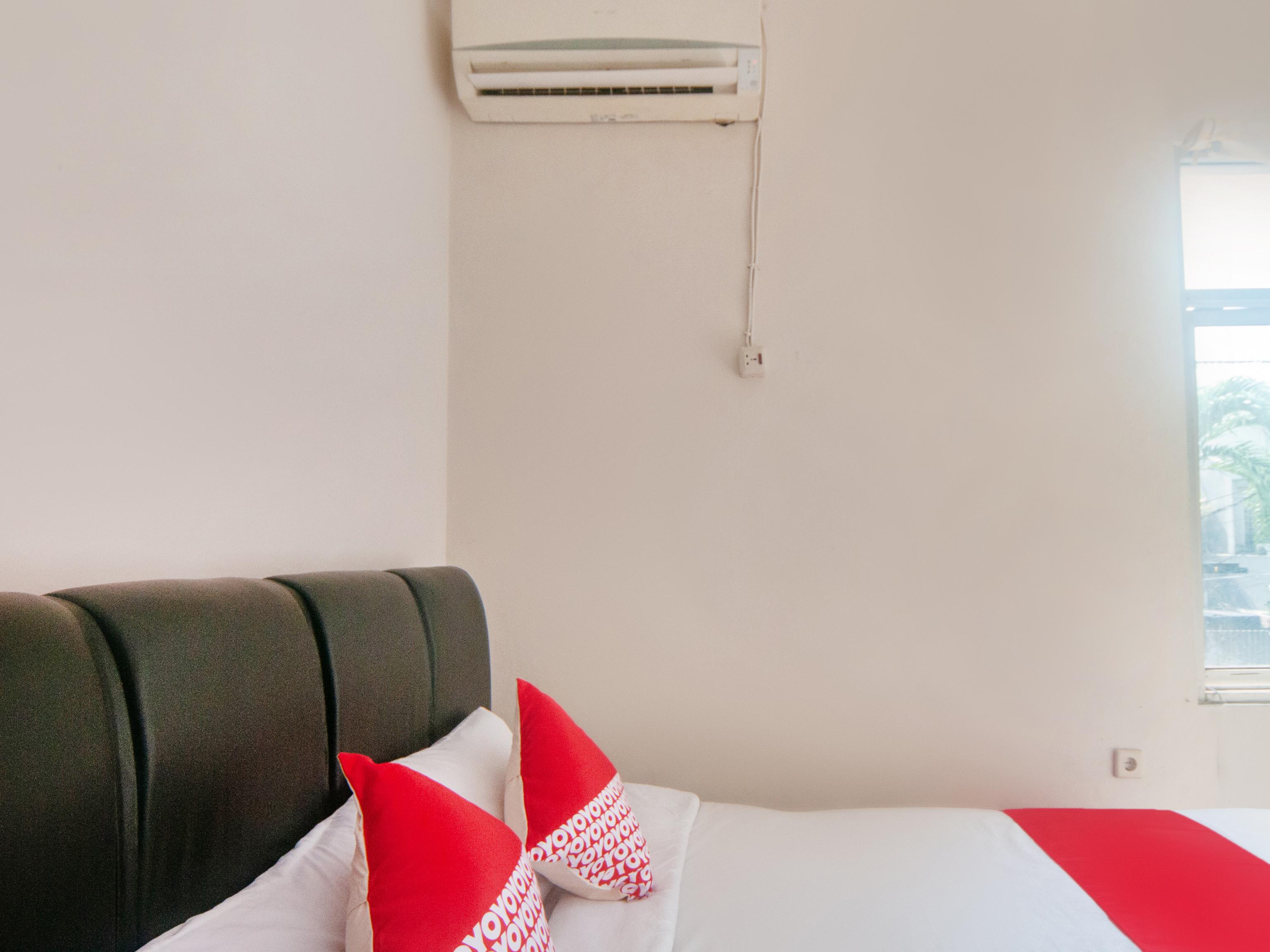 Oyo 2256 Danysa Guesthouse جاكرتا المظهر الخارجي الصورة
