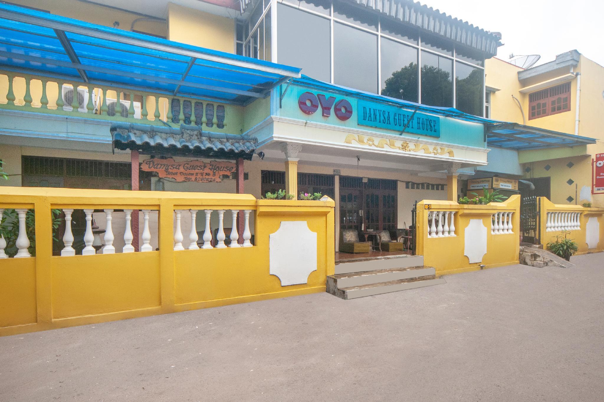 Oyo 2256 Danysa Guesthouse جاكرتا المظهر الخارجي الصورة