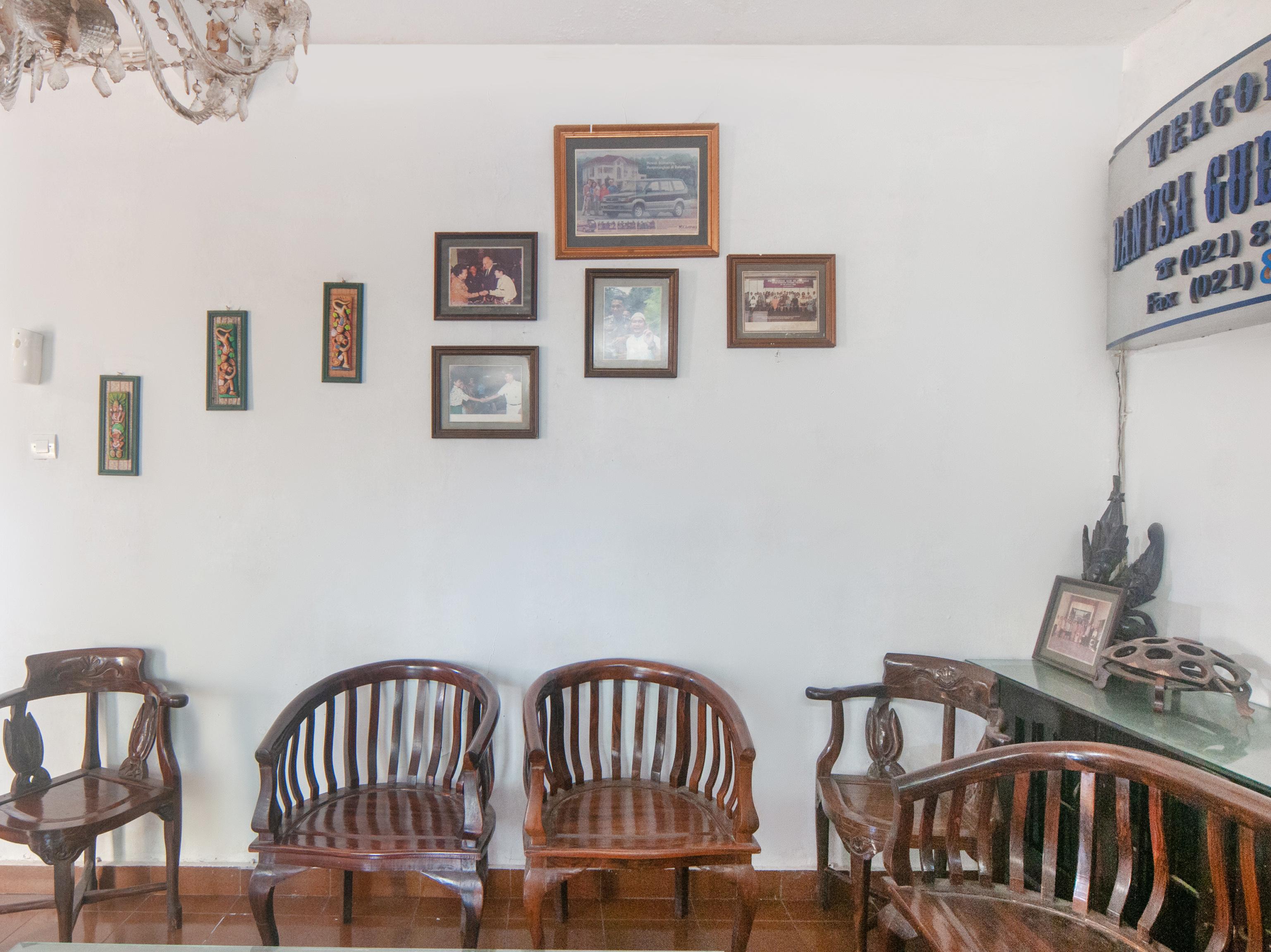 Oyo 2256 Danysa Guesthouse جاكرتا المظهر الخارجي الصورة
