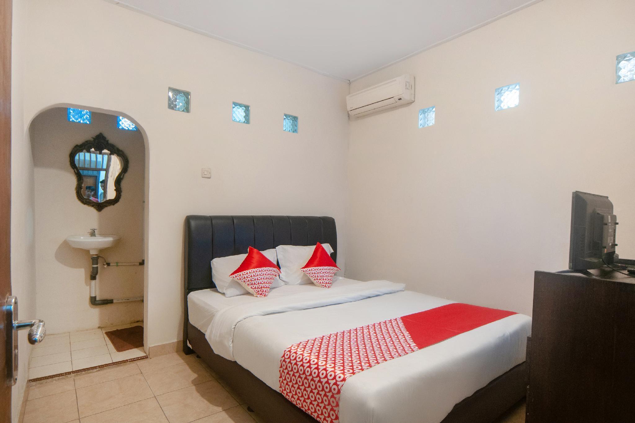 Oyo 2256 Danysa Guesthouse جاكرتا المظهر الخارجي الصورة