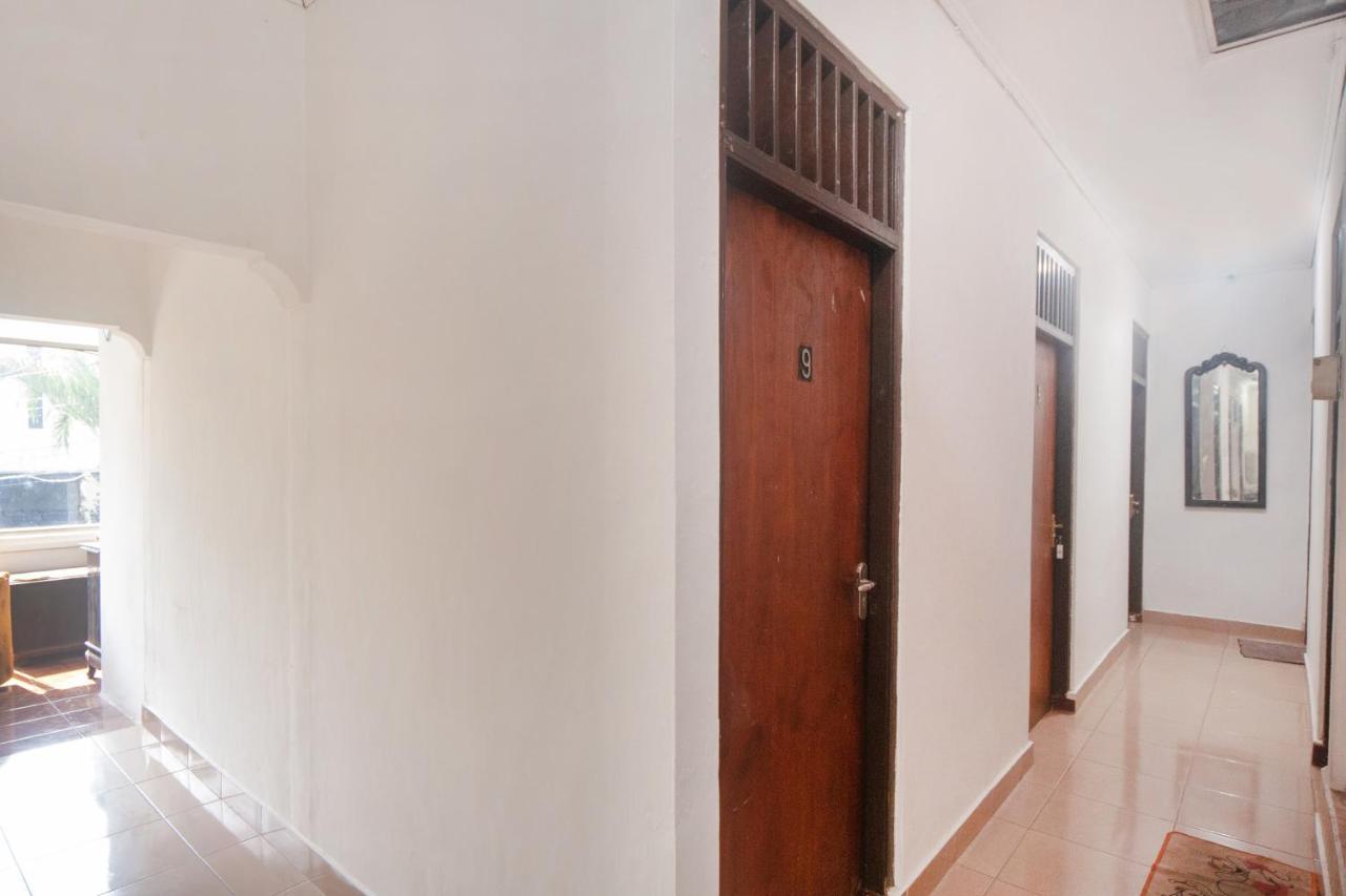 Oyo 2256 Danysa Guesthouse جاكرتا المظهر الخارجي الصورة