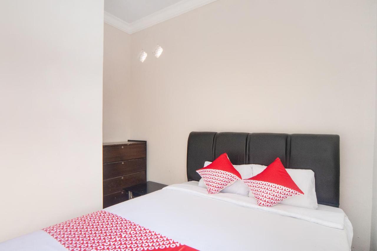 Oyo 2256 Danysa Guesthouse جاكرتا المظهر الخارجي الصورة